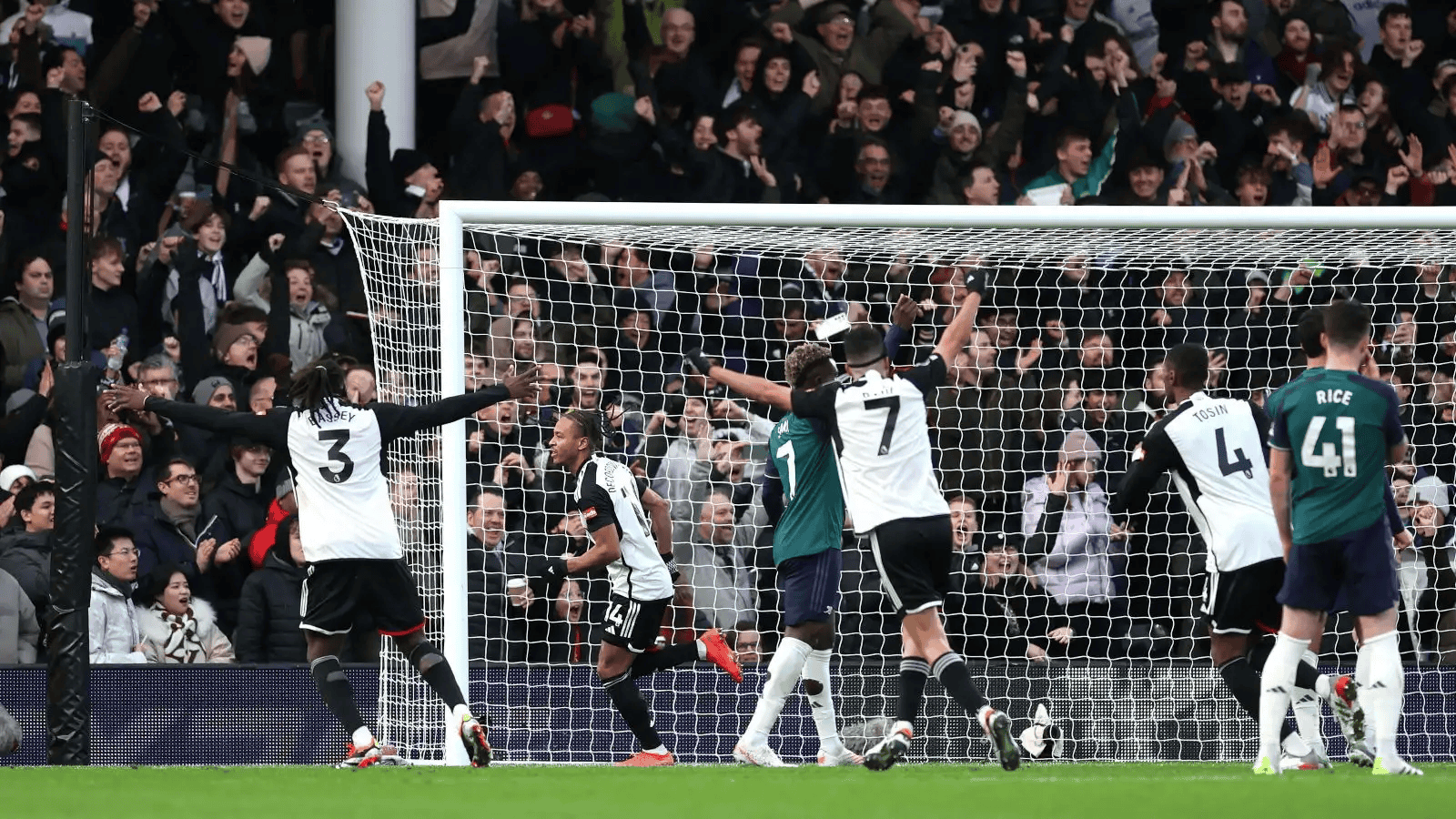 Fulham vs Arsenal 2-1 in Premier League