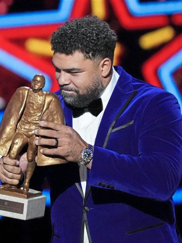 Heyward Makes History: Steelers Star Wins Walter Payton Man of the Year