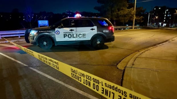 Double shooting in Toronto's Weston neighbourhood leaves 2 men dead: police