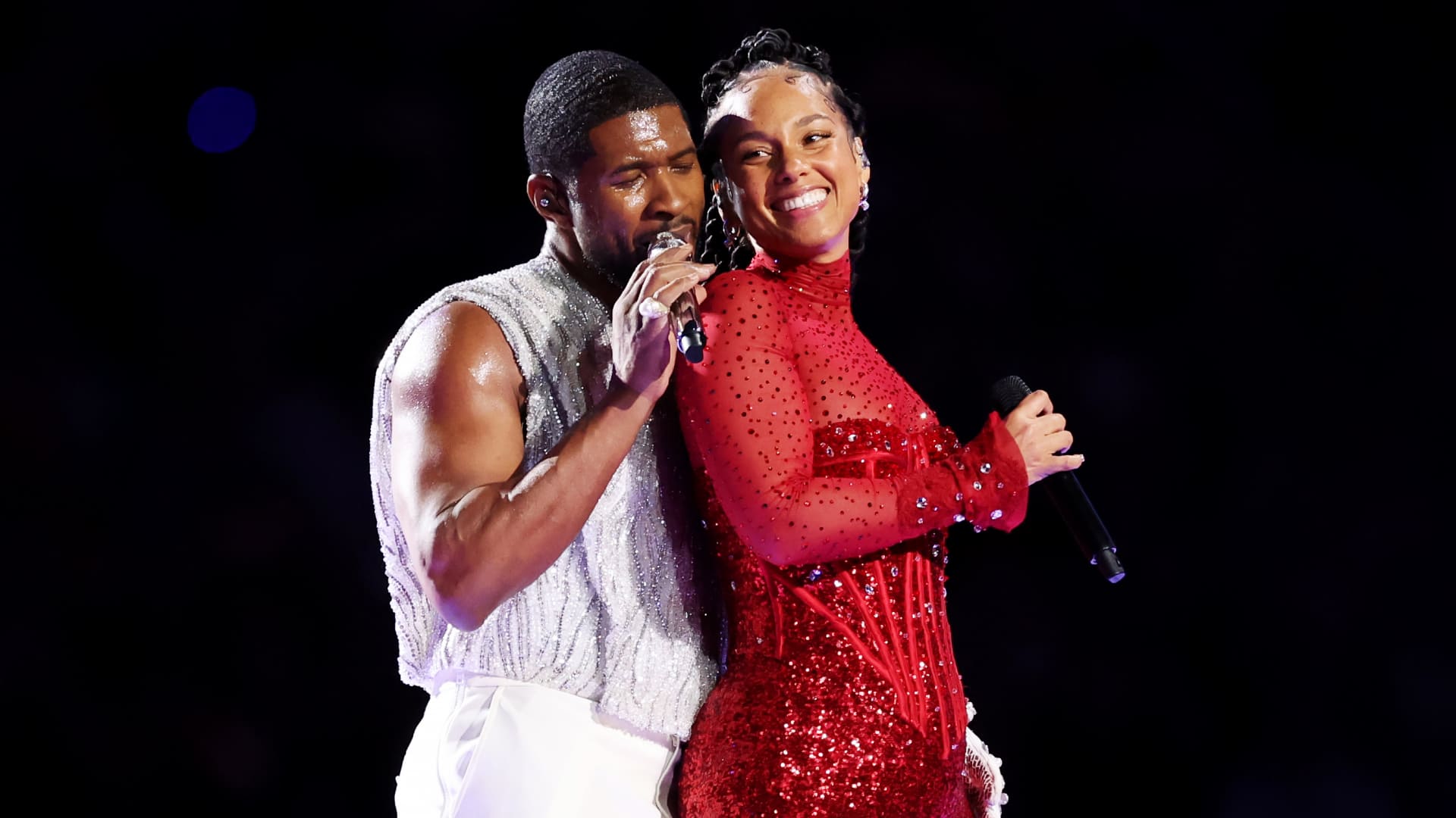 Yeah! Usher had us caught up with his star-studded Super Bowl halftime show